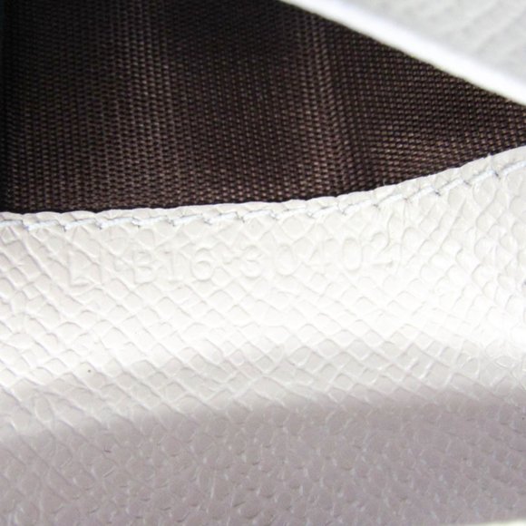 BVLGARIBulgari Wallet - Picture 10 of 10